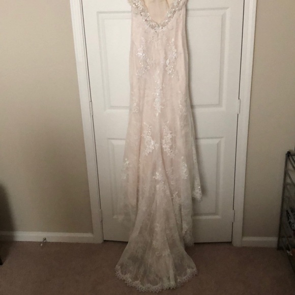 Alfred Angelo Bridal Gown - Picture 5 of 6